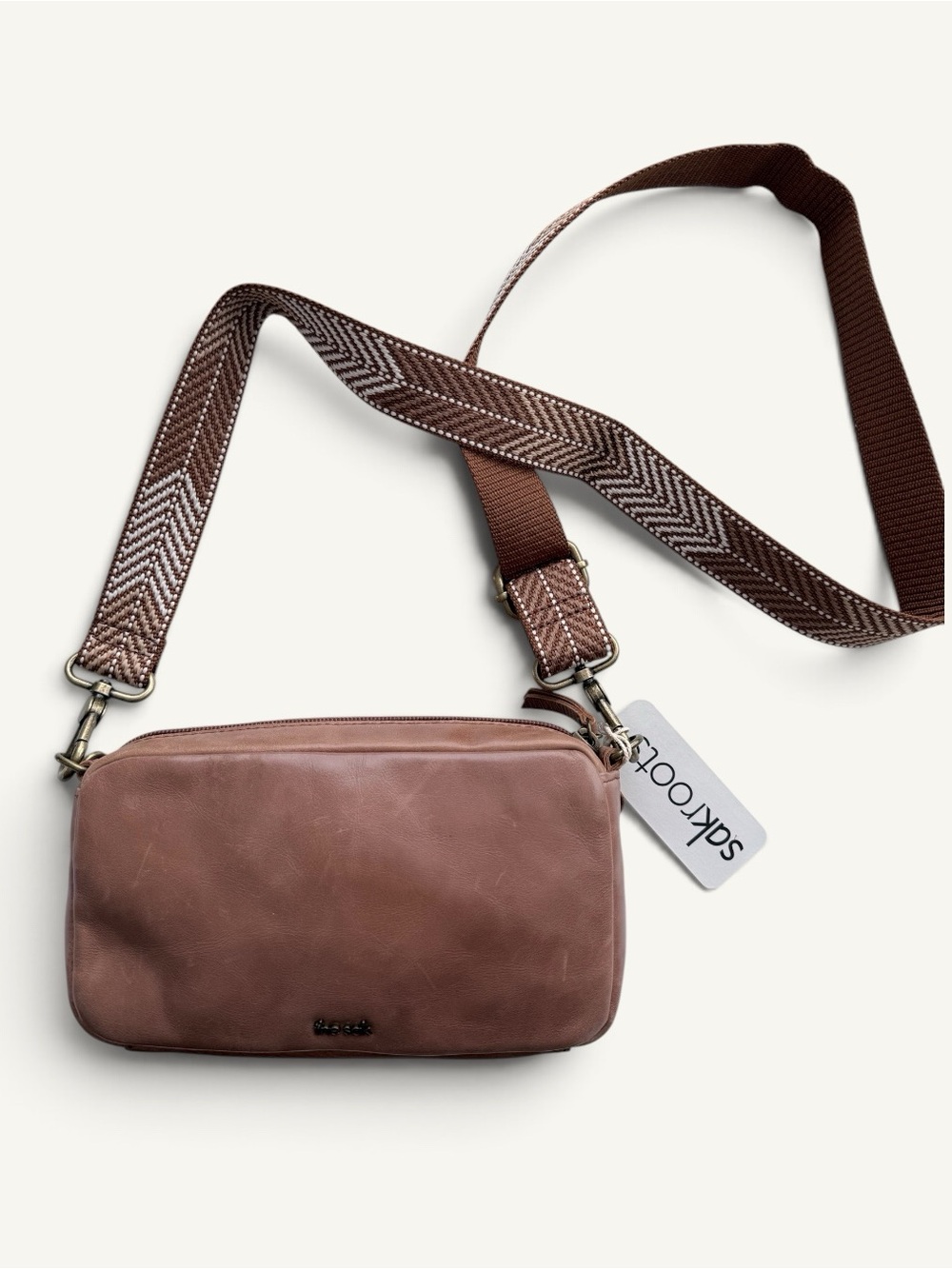 The Sak Cora Brown Leather Crossbody Camera Bag NWT